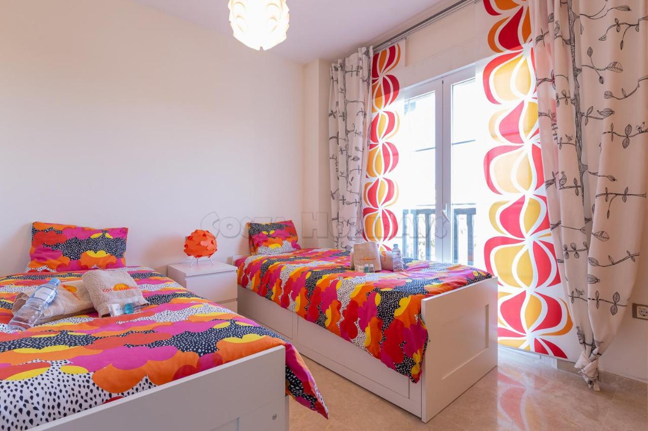 Residencial Duquesa 18 Apartment Манилва Екстериор снимка